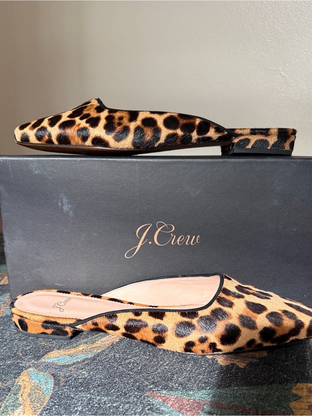 J.Crew Aircaft Simple Pointed Flat Leopard Print Flats US 9